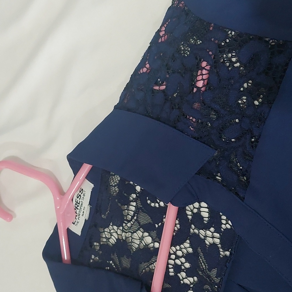 Express The Portofino Navy Blue Button Down Shirt with Lace .Size XS - Picture 3 of 6